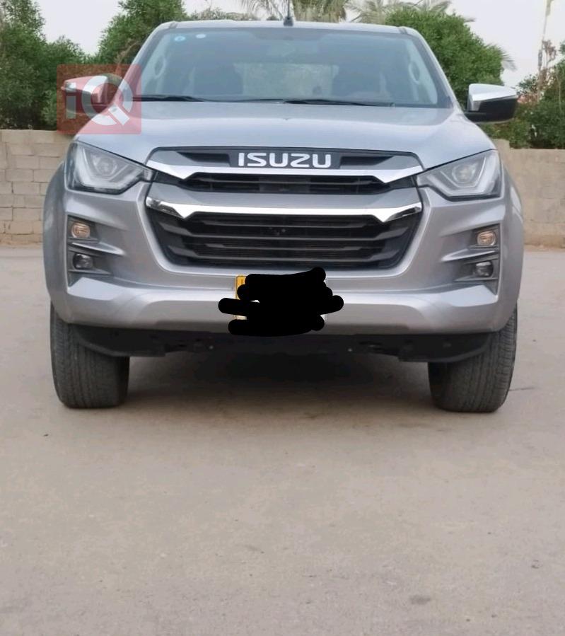ئاسوزو D-Max